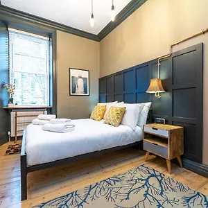 The Waverley Park Apartment Edinburgh